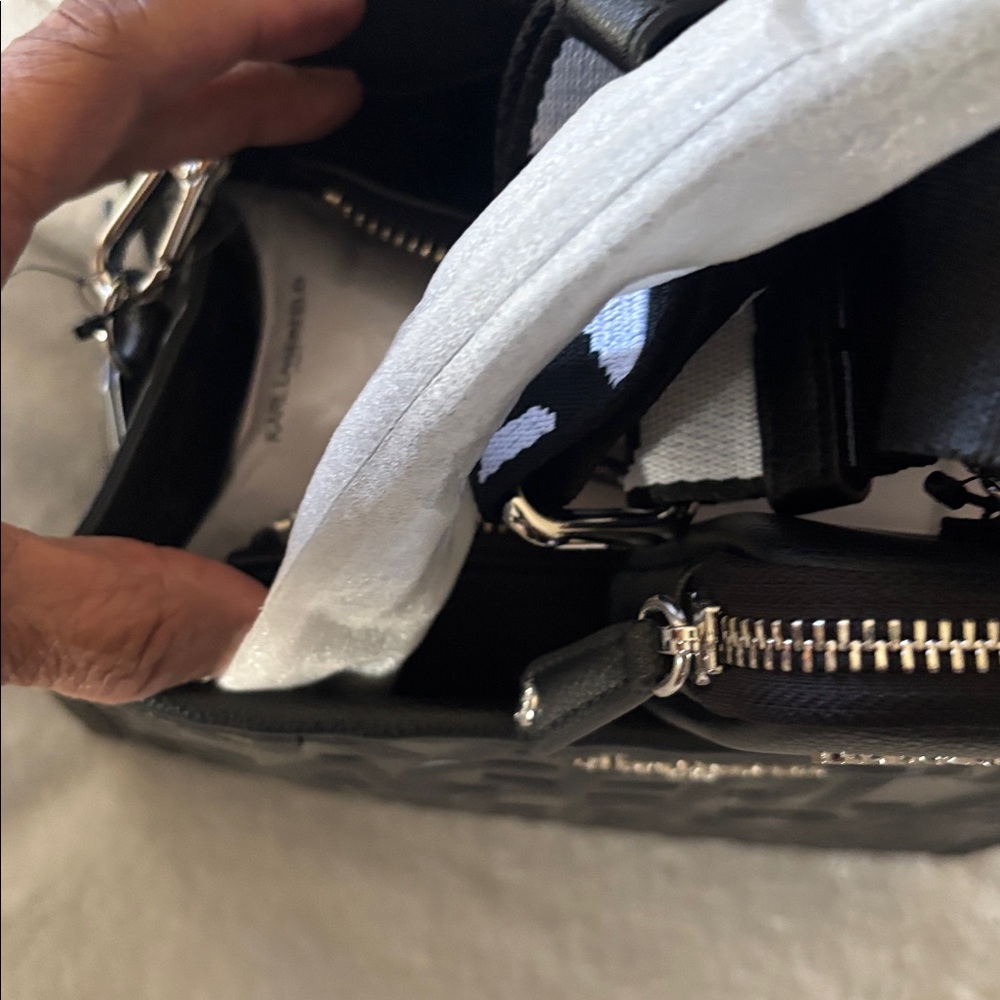 Karl Lagerfeld Black Embossed Shoulder Bag - Picture 3 of 4